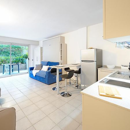 Silvia Degli Aregai Apartment Santo Stefano al Mare Luaran gambar