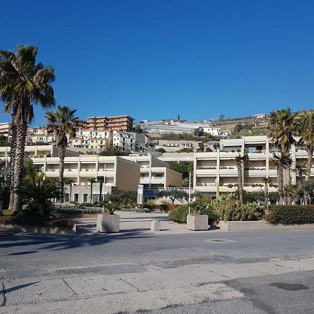 Silvia Degli Aregai Apartment Santo Stefano al Mare Luaran gambar