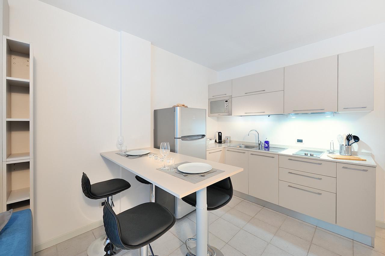 Silvia Degli Aregai Apartment Santo Stefano al Mare Luaran gambar