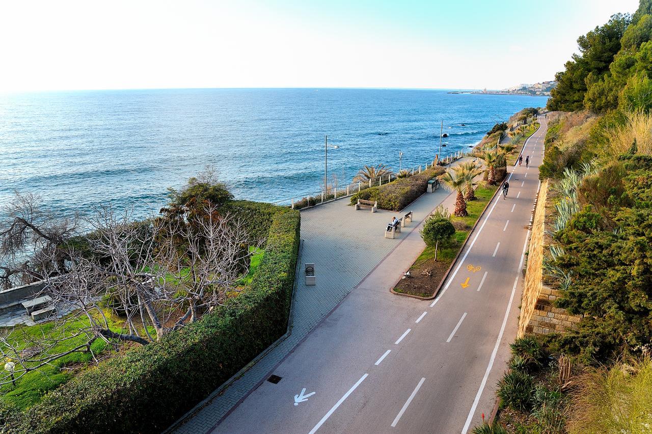 Silvia Degli Aregai Apartment Santo Stefano al Mare Luaran gambar