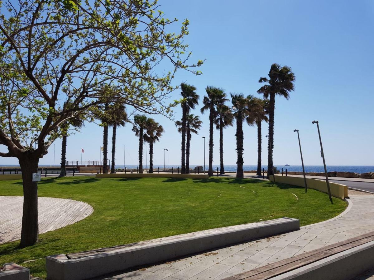 Silvia Degli Aregai Apartment Santo Stefano al Mare Luaran gambar